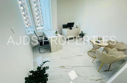 Office Space - Studio - 1 Bathroom for rent in Fatima Mohammad Ahmad Bin Suleiman Building - Al Raffa - Bur Dubai - Dubai