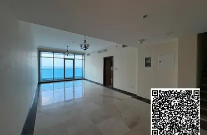 دوبلكس - 3 غرف نوم - 4 حمامات للبيع في مساكن كورنيش عجمان - طريق كورنيش عجمان - عجمان