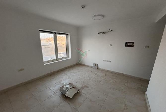 78587100 - Property Image 3