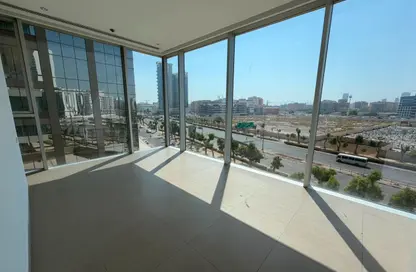 Apartment - 2 Bedrooms - 3 Bathrooms for rent in M Residences - Al Mankhool - Bur Dubai - Dubai