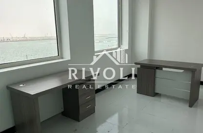مركز أعمال - استوديو للايجار في ووترفرونت ماركت - ديرة - دبي