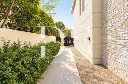 Villa - 3 - 4 for rent in Flora - Damac Hills - Dubai Villa - 3 - 4 for rent in Flora - Damac Hills - Dubai