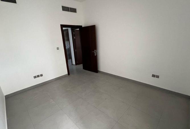 57378761 - صورة العقار 3