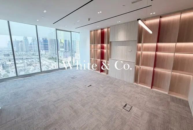 152826108 - Property Image 2