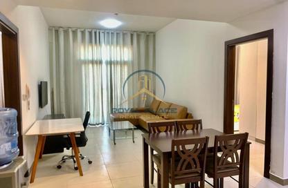 Apartment - 2 Bedrooms - 3 Bathrooms for rent in Binghatti Gateway - Al Jaddaf - Dubai