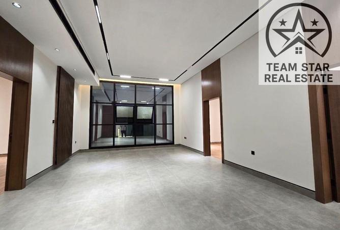 60148037 - Property Image 3