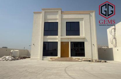 Villa - 5 Bedrooms - 6 Bathrooms for rent in International City Phase 2 - Al Warsan 4 - Al Warsan - Dubai