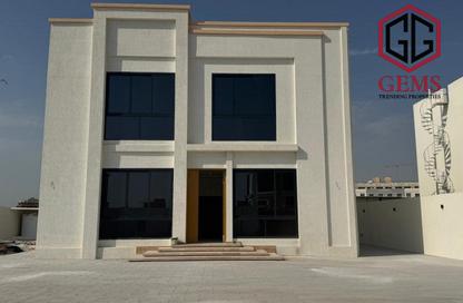 Villa - 5 Bedrooms - 6 Bathrooms for rent in International City Phase 2 - Al Warsan 4 - Al Warsan - Dubai Villa - 5 Bedrooms - 6 Bathrooms for rent in International City Phase 2 - Al Warsan 4 - Al Warsan - Dubai