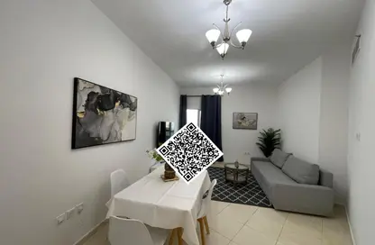 شقة - غرفة نوم - 2 حمامات للايجار في أورينت تاور 2 - أورينت تاور - البستان - عجمان