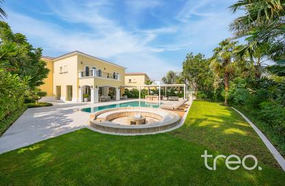 Villa - 4 - 5 for sale in District 6 - Jumeirah Park - Dubai Villa - 4 - 5 for sale in District 6 - Jumeirah Park - Dubai