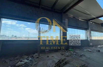 Shop - Studio - 6 Bathrooms for rent in Al Rumailah building - Al Rumailah 2 - Al Rumaila - Ajman