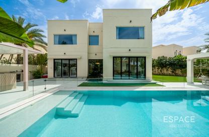 Villa - 5 - 4 for sale in Meadows 9 - Meadows - Dubai