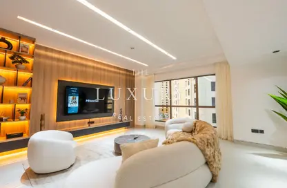 Apartment - 2 Bedrooms - 2 Bathrooms for sale in Bahar 1 - Bahar - Jumeirah Beach Residence - Dubai