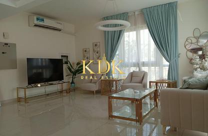 Villa - 4 - 5 for rent in Sydney Villas - District 18 - Jumeirah Village Circle - Dubai