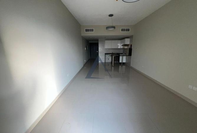 73113094 - Property Image 3