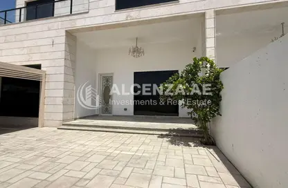 Apartment - 5 Bedrooms - 6 Bathrooms for rent in Nad Al Sheba Gardens 1 - Nad Al Sheba Gardens - Nad Al Sheba - Dubai