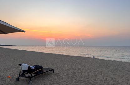 Apartment - 1 Bedroom - 1 Bathroom for sale in La Rive Building 4 - La Rive - Port de La Mer - La Mer - Jumeirah - Dubai