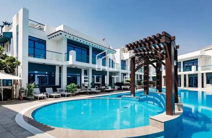 Villa - 4 - 5 for rent in Palma Residences - Palm Jumeirah - Dubai