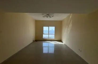 Apartment - 2 Bedrooms - 2 Bathrooms for sale in Al Majaz 2 - Al Majaz - Sharjah