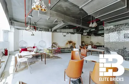 Retail - Studio - 2 Bathrooms for rent in Bay Central 3 - Dubai Marina - Dubai