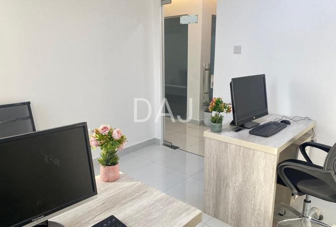 82806136 - Property Image 3