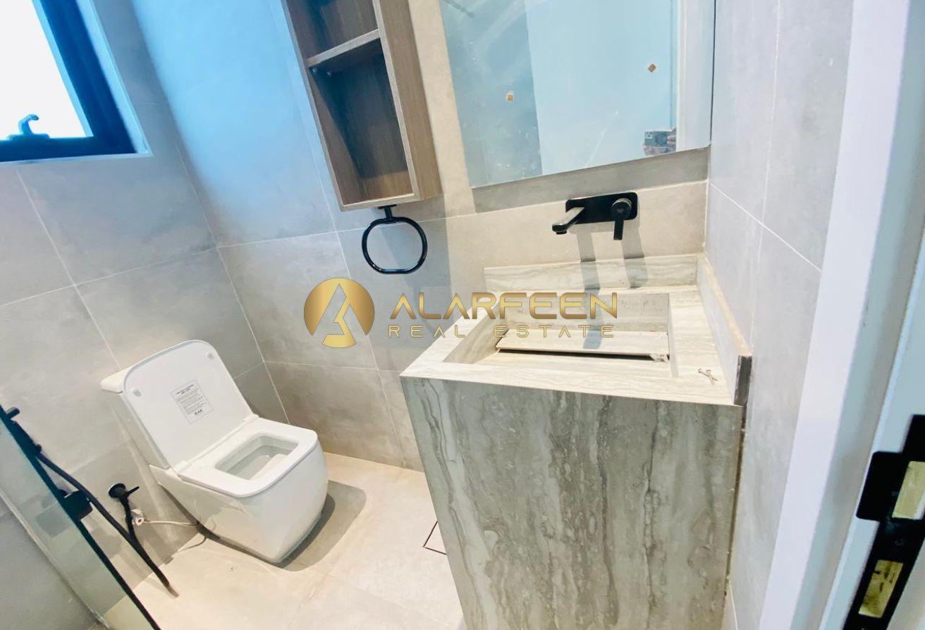 5BR+Maidroom | Spacious Villa | Burj khalifa View photo 15