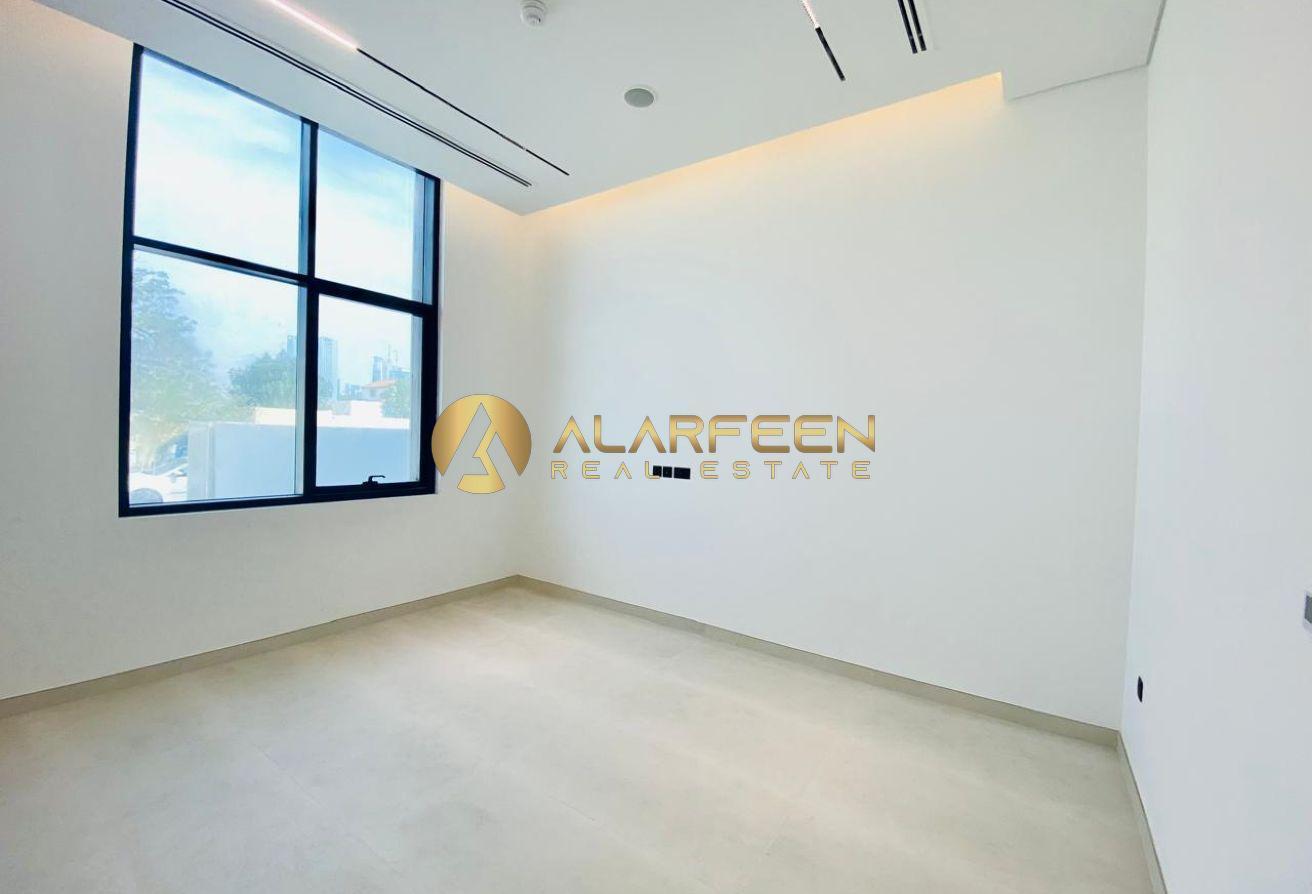 5BR+Maidroom | Spacious Villa | Burj khalifa View photo 12