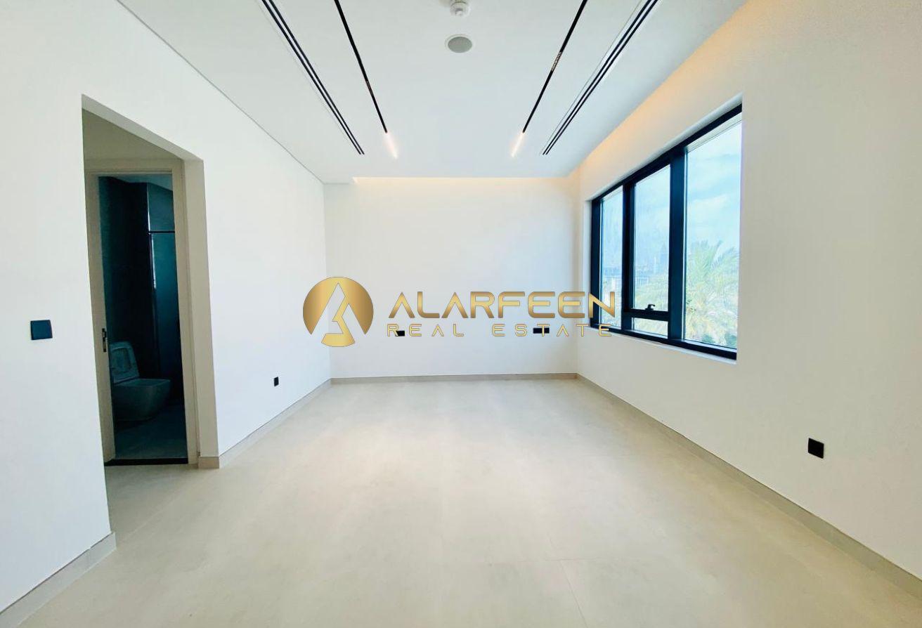 5BR+Maidroom | Spacious Villa | Burj khalifa View photo 4