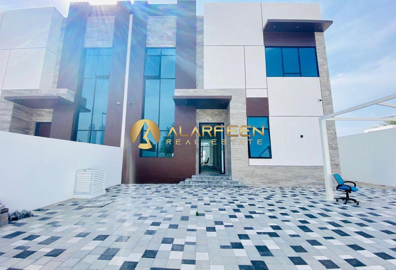 5BR+Maidroom | Spacious Villa | Burj khalifa View photo 11