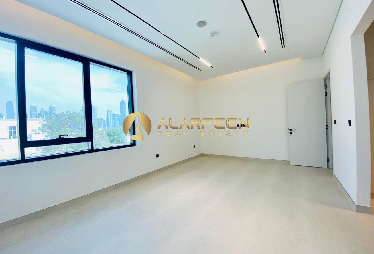 5BR+Maidroom | Spacious Villa | Burj khalifa View photo 6