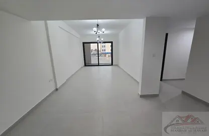 Apartment - 2 Bedrooms - 3 Bathrooms for rent in Muwailih Building - Muwaileh - Sharjah