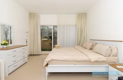 شقة - 1 حمام للايجار في فيروز - باب البحر - جزيرة المرجان - رأس الخيمة