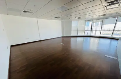 Office Space - Studio - 1 Bathroom for rent in The Regal Tower - Business Bay - Dubai