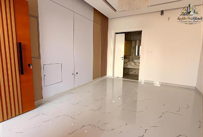 72308089 - صورة العقار 3