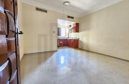 Apartment - Studio - 1 Bathroom for rent in Muwaileh 29 Building - Muwaileh - Sharjah