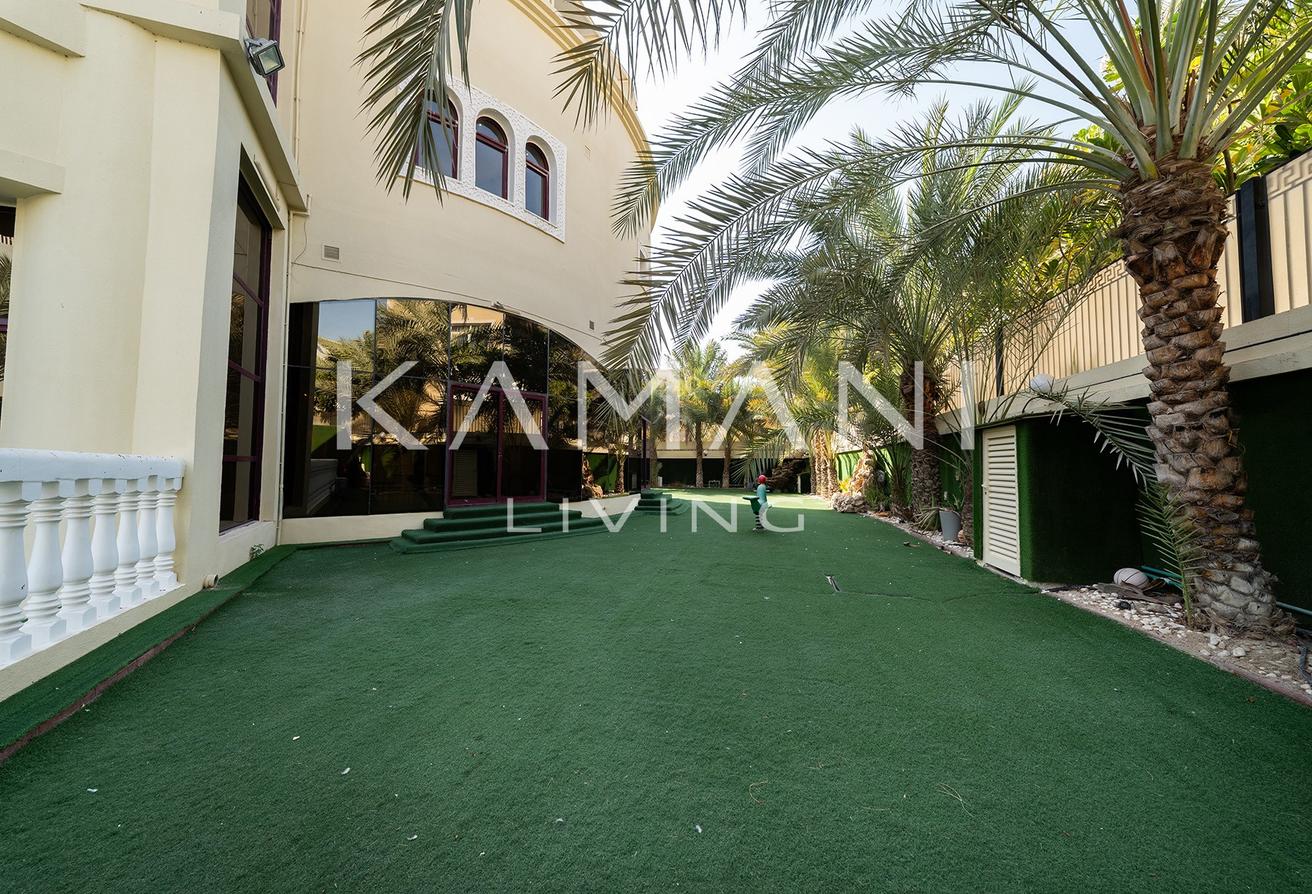Lake View | Ready to Move | Private Pool photo 17