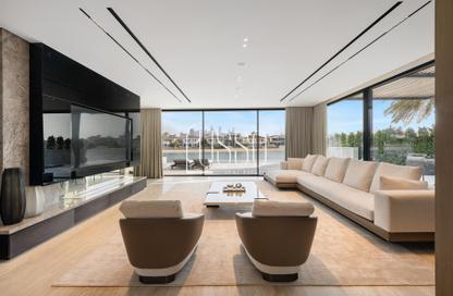 Villa - 5 Bedrooms - 6 Bathrooms for rent in Garden Homes Frond L - Garden Homes - Palm Jumeirah - Dubai Villa - 5 Bedrooms - 6 Bathrooms for rent in Garden Homes Frond L - Garden Homes - Palm Jumeirah - Dubai