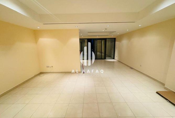 54936972 - Property Main Image