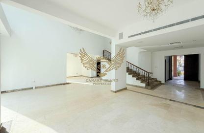 Villa - 4 Bedrooms - 5 Bathrooms for rent in Entertainment Foyer - Mediterranean Clusters - Jumeirah Islands - Dubai