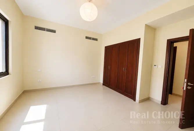 123836416 - Property Image 3