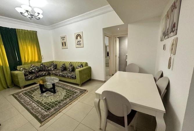 79002000 - Property Image 2