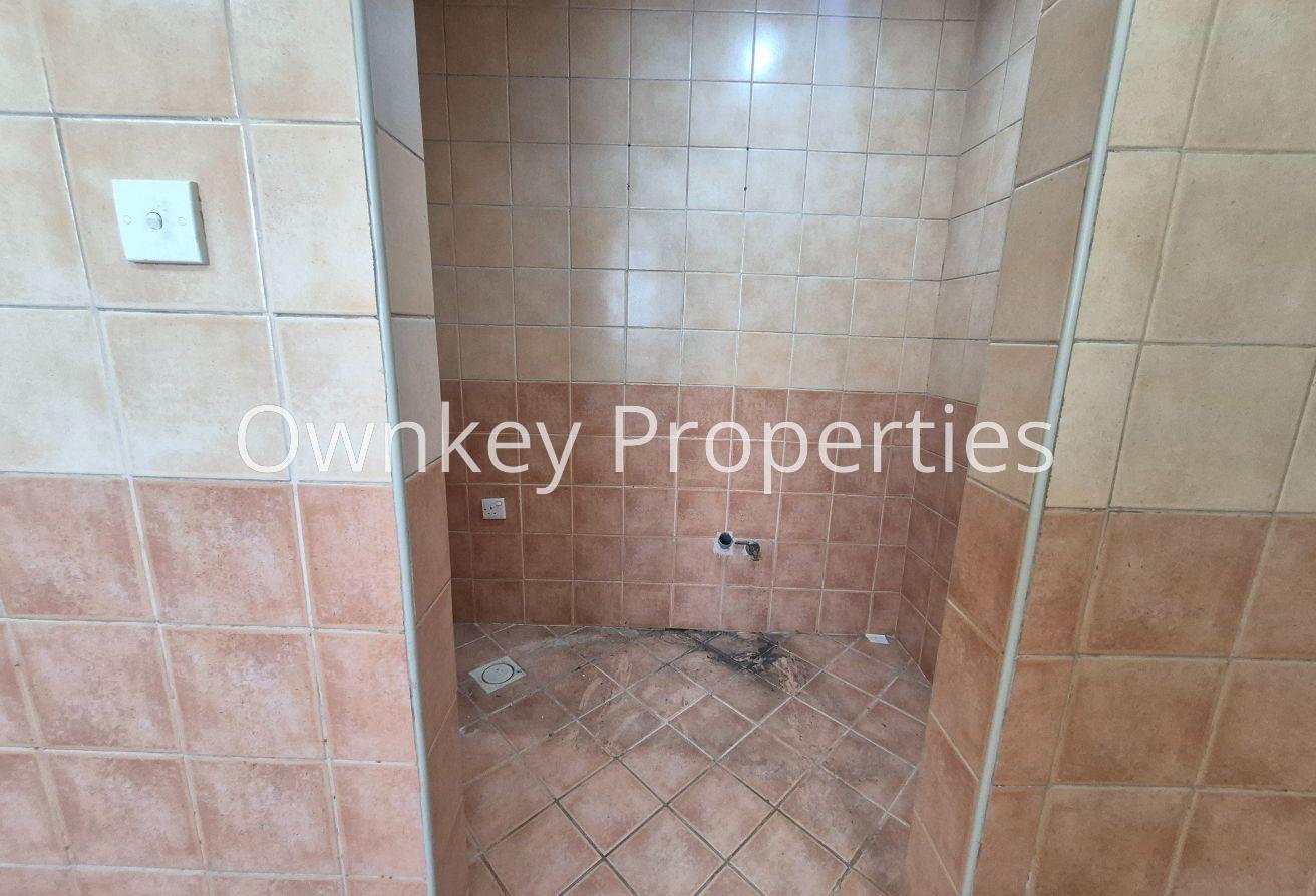 Huge Size | 2BR With Balcony | Prime Location photo 11