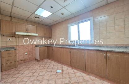 Apartment - 2 - 3 for rent in Hessa Home Building - Oud Metha - Bur Dubai - Dubai
