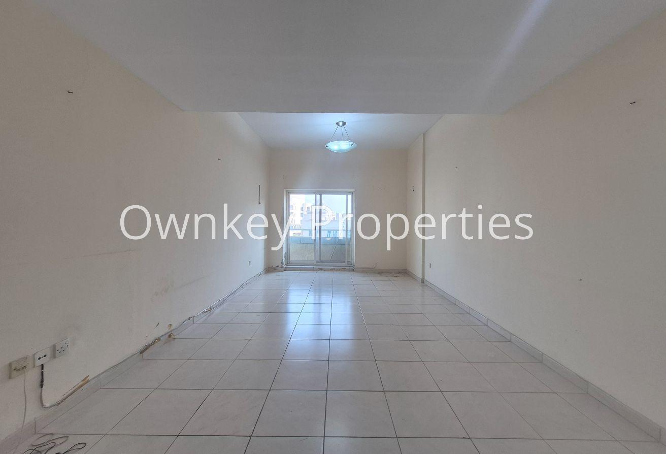 Huge Size | 2BR With Balcony | Prime Location photo 3