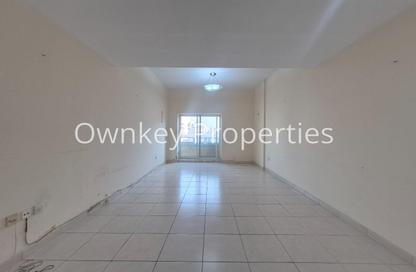 Apartment - 2 - 3 for rent in Hessa Home Building - Oud Metha - Bur Dubai - Dubai