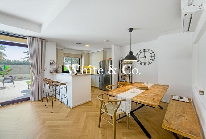 100387523 - Property Image 2