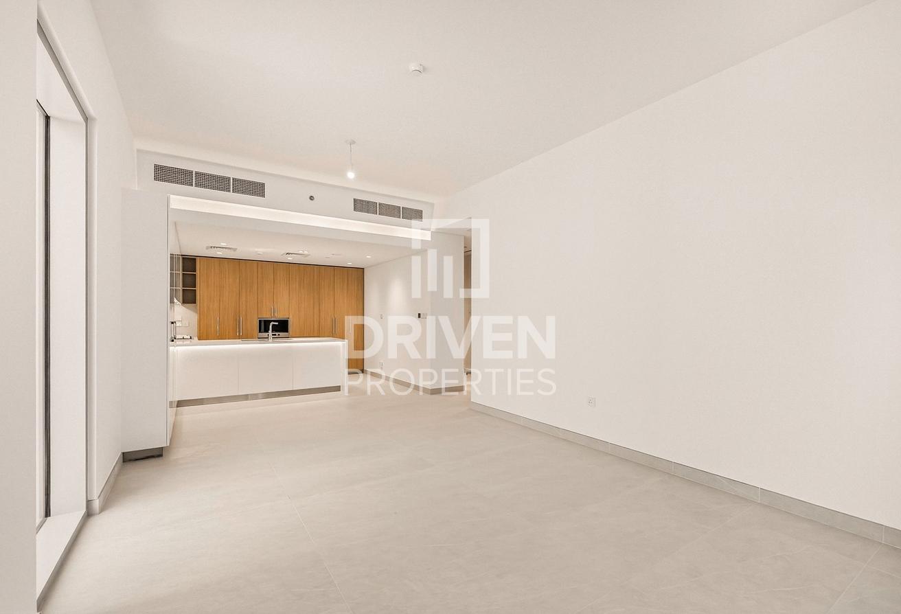 Exclusive | Modern Layout | Spacious Unit photo 4