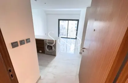 شقة - غرفة نوم - 1 حمام للايجار في عزيزي ميراج - ستوديو سيتي - دبي