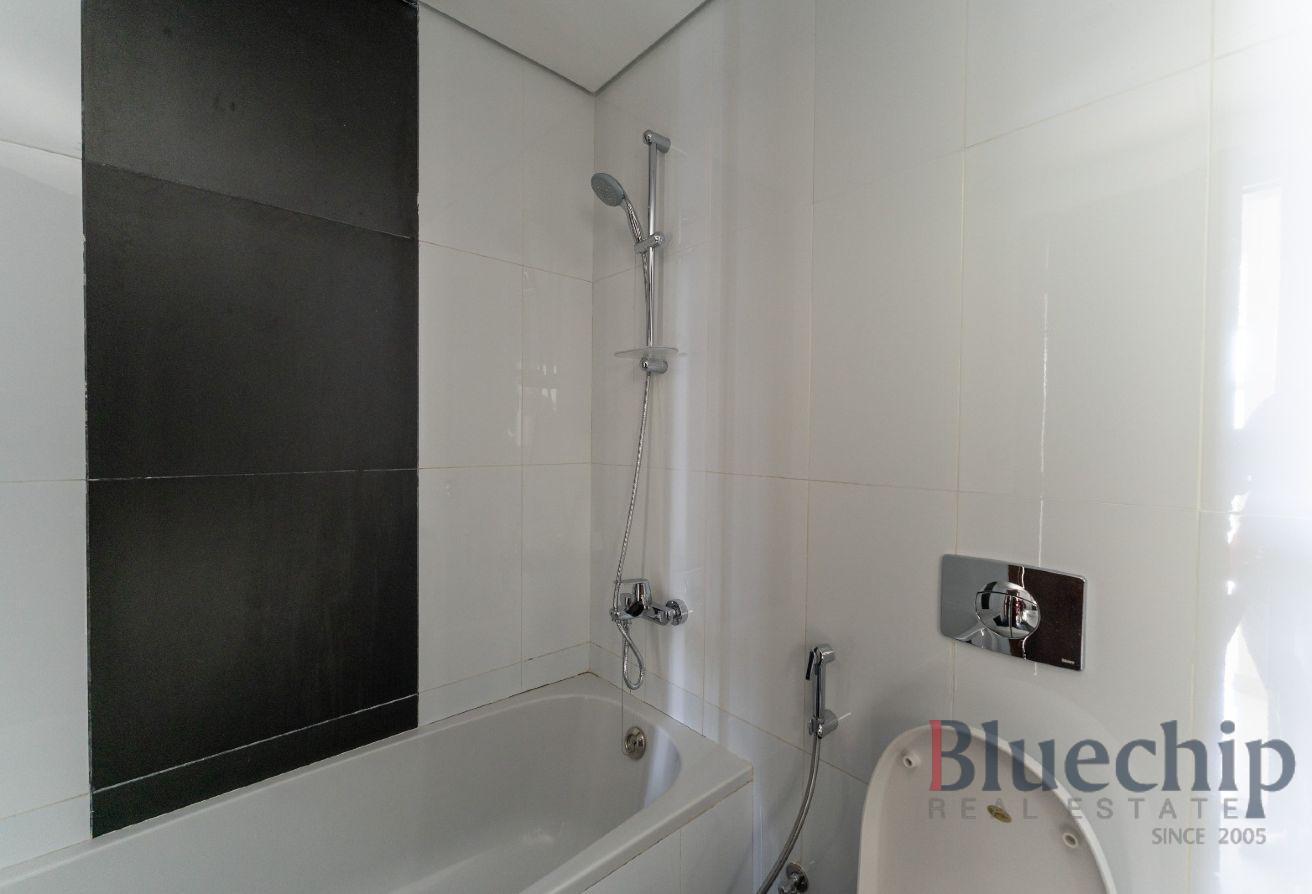 Next to bus stop | Spacious | Well Maintained photo 20