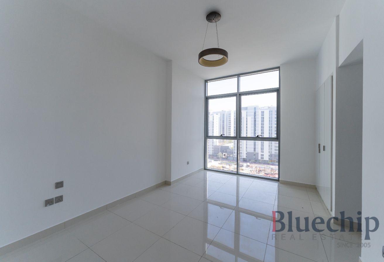 Next to bus stop | Spacious | Well Maintained photo 7